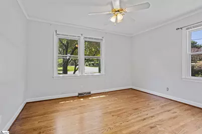 706 W Lee Road, Taylors, SC 29687 - Photo 23