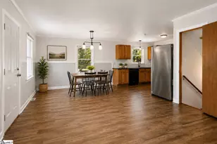 706 W Lee Rd, Taylors, SC 29687 - Photo 3