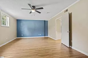 706 W Lee Rd, Taylors, SC 29687 - Photo 33