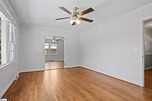 706 W Lee Rd, Taylors, SC 29687 - Photo 13