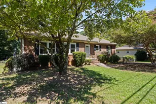 706 W Lee Rd, Taylors, SC 29687 - Photo 41