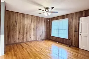 204 E Pinedale Rd, Anderson, SC 29626 - Photo 3