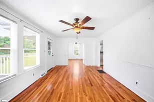 100 Sunset Dr, Roebuck, SC 29376 - Photo 5