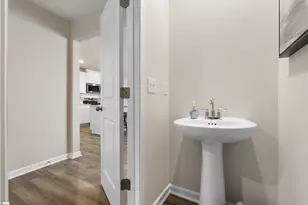 160 Crewe St, Woodruff, SC 29388 - Photo 13