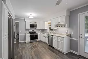 15 Morningdale Dr, Travelers Rest, SC 29690 - Photo 11