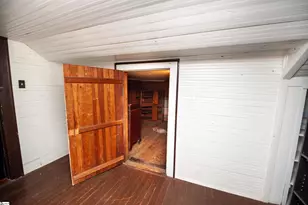 695 Main St, Wellford, SC 29385 - Photo 35