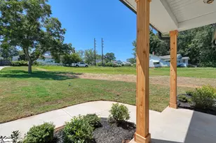 366 E Boundary Dr, Spartanburg, SC 29303 - Photo 3