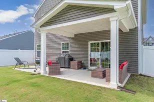 9 Wiltshire Cir, Easley, SC 29642 - Photo 3