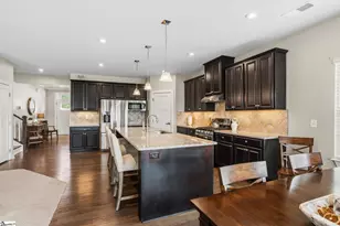 212 Edwin Ellis Dr, Greer, SC 29651 - Photo 9