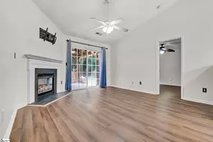 313 Garfield Ln, Simpsonville, SC 29681 - Photo 3