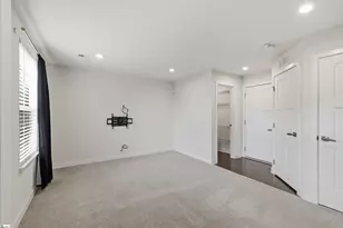 33 Itasca Dr, Greenville, SC 29609 - Photo 3
