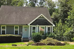 658 Maple Dr, Greer, SC 29651 - Photo 1