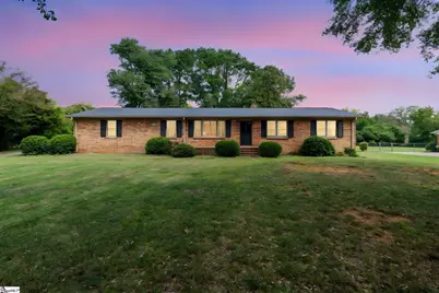 105 Thunderbird Place, Spartanburg, SC 29307 - Photo 1