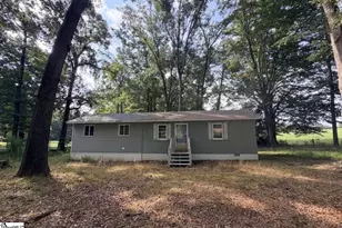 327 Zimmerman Lake Rd, Spartanburg, SC 29306 - Photo 1