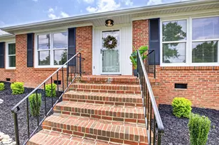 110 Churchill Ave, Greer, SC 29651 - Photo 7