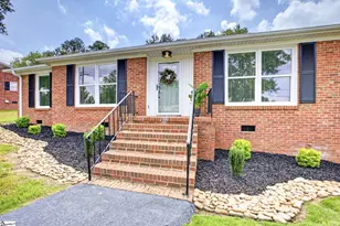 110 Churchill Ave, Greer, SC 29651 - Photo 3