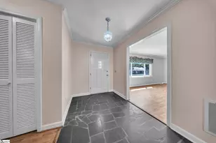 207 Donington Dr, Greenville, SC 29615 - Photo 3