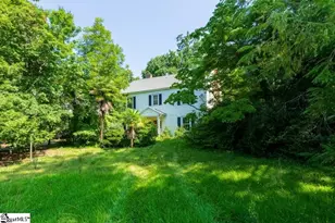 204 W Farley Ave, Laurens, SC 29360 - Photo 1