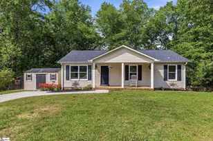 323 Pinonwood Dr, Simpsonville, SC 29680 - Photo 1