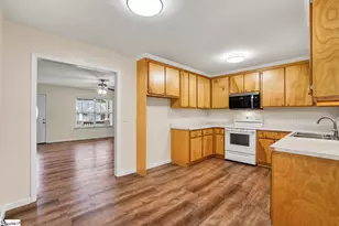 608 Ruddy Creek Cir, Greer, SC 29651 - Photo 7