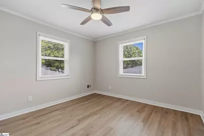 17 Springside Avenue, Greenville, SC 29611 - Photo 13