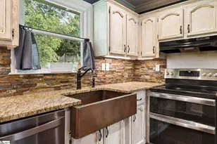 429 Log Shoals Rd, Greenville, SC 29607 - Photo 11