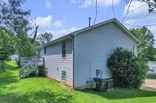 431 Maplewood Cir, Greer, SC 29651 - Photo 35