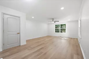 8 Overlook Ct, Greenville, SC 29609 - Photo 23