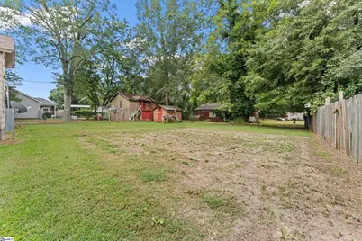 212 Breazeale Street, Belton, SC 29627 - Photo 17
