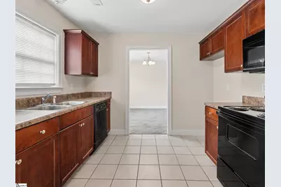 10 Katie Drive, Greenville, SC 29617 - Photo 9