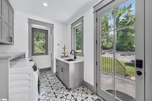 3 Hall Rd, Greenville, SC 29609 - Photo 21