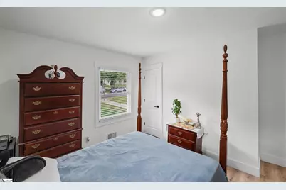 213 Woodview Avenue, Spartanburg, SC 29306 - Photo 17