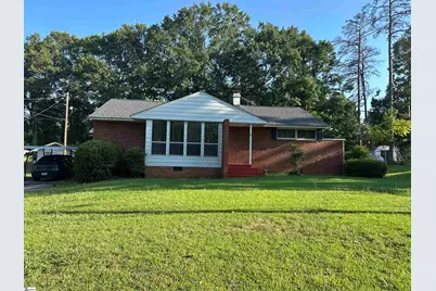 9 Woodmont Circle, Greenville, SC 29605 - Photo 1