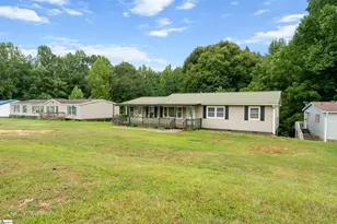 1360 Sulphur Springs Rd, Jonesville, SC 29353 - Photo 21
