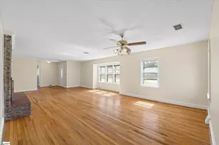 7 Acorn Ct, Greenville, SC 29609 - Photo 5