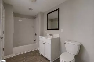 22 Taylor St, Greenville, SC 29605 - Photo 9