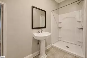 22 Taylor St, Greenville, SC 29605 - Photo 11