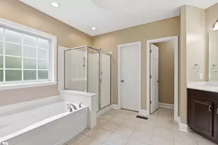 100 Yorkswell Ln, Greenville, SC 29607 - Photo 19