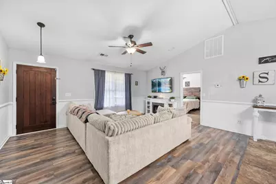 208 Redfern Court, Easley, SC 29640 - Photo 3