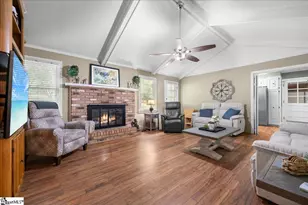 103 Hollymont Ct, Simpsonville, SC 29681 - Photo 3