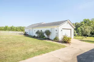 1955 E Georgia Rd, Woodruff, SC 29388 - Photo 33