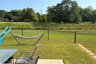 121 Sunrise Rd, Spartanburg, SC 29302 - Photo 17