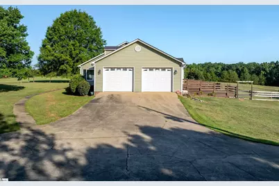 1955 E Georgia Road, Woodruff, SC 29388 - Photo 11