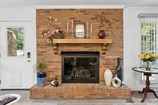 215 Cannon Cir, Greenville, SC 29607 - Photo 5