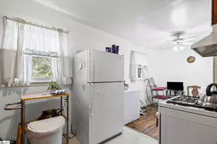 225 W Castle Dr, Greenville, SC 29605 - Photo 7