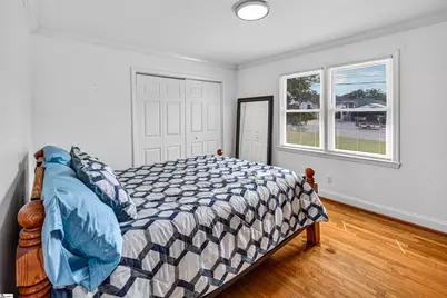 202 N Pine Lake Drive, Spartanburg, SC 29301 - Photo 21