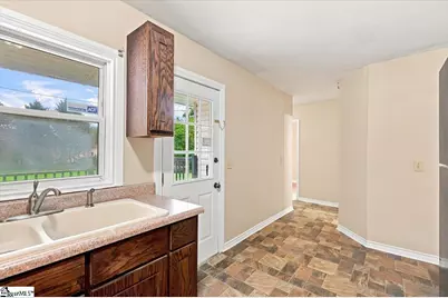 923 N Pinckney Street, Union, SC 29379 - Photo 17