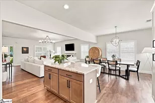 314 Roscoe Dr, Greer, SC 29651 - Photo 15