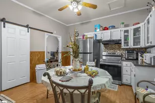 68 Hutchens St, Greenville, SC 29605 - Photo 17