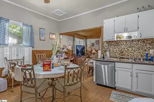 68 Hutchens St, Greenville, SC 29605 - Photo 15